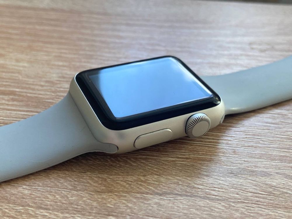 Apple Watch 38 mm (первая серия )