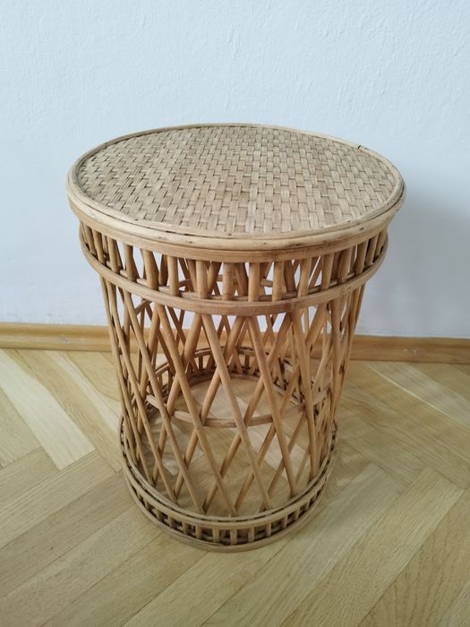 Stolik/kwietnik bambusowy
