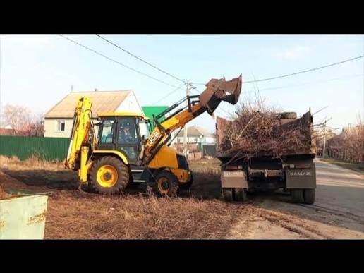 Надам техніку допомога з участком прилеглою територією