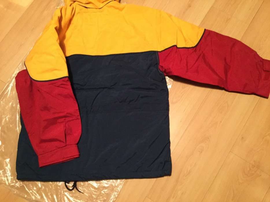 Blusão de neve “novo”  T-L