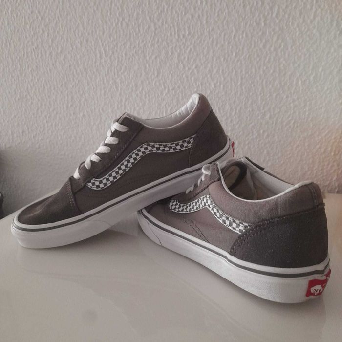 VANS Cinzentas com padrão Quadriculado | 38,5