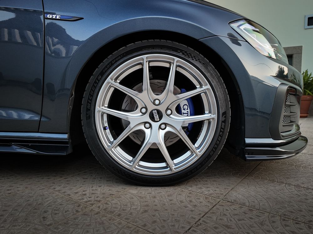 GOLF GTE IVA DEDUTIVEL