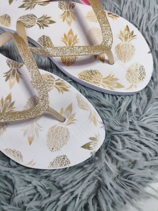 Сланці шльопанці