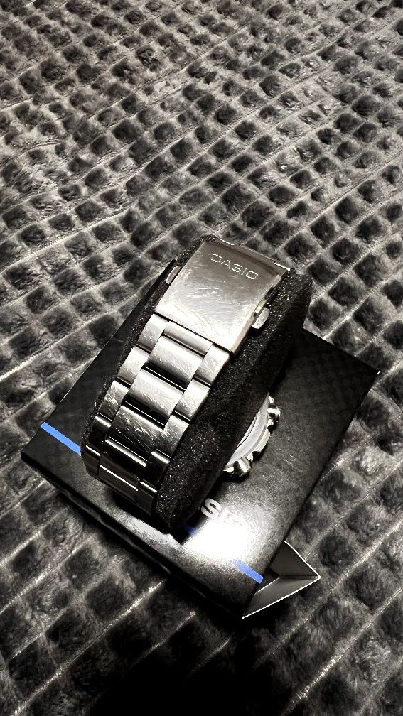 Годинник Casio Illuminator AMW-880