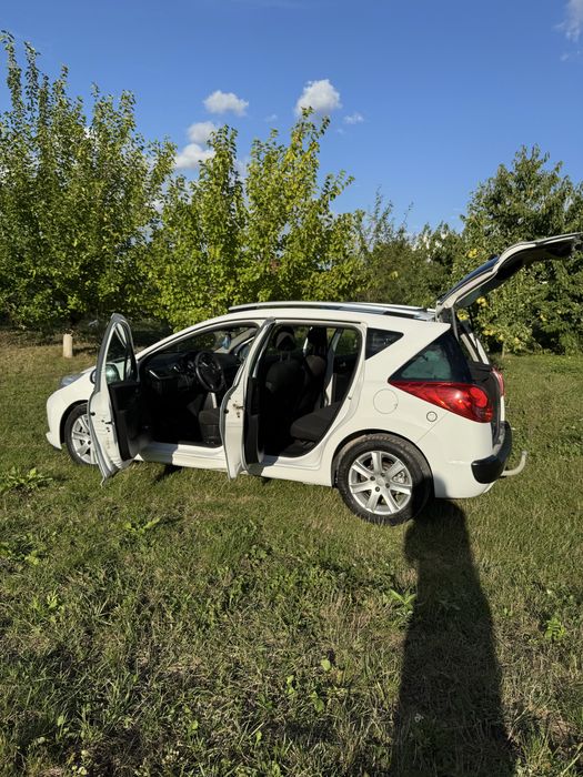 Peugeot 207 sv 2008