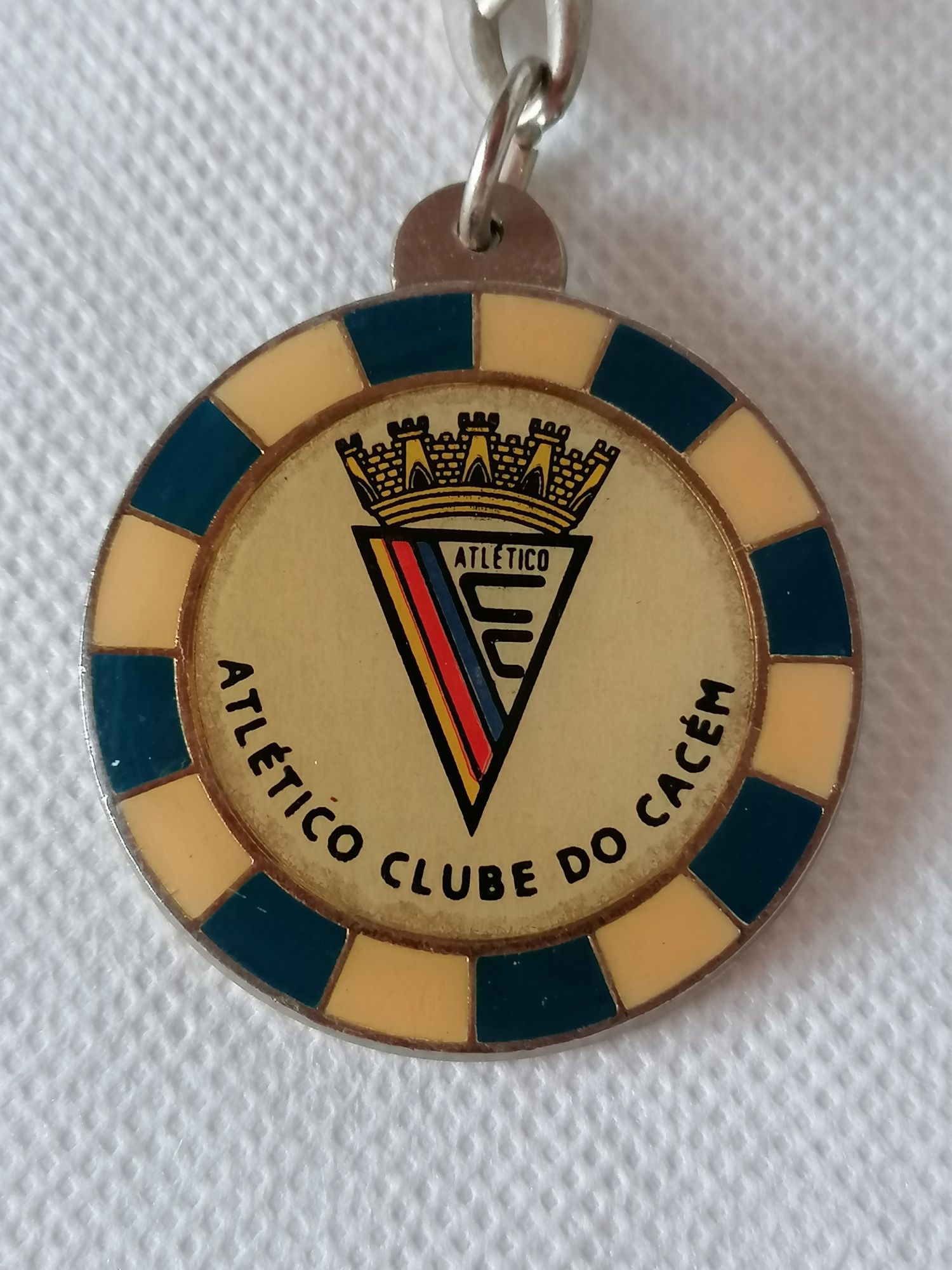 Porta chaves em metal do Atlético Clube do Cacém