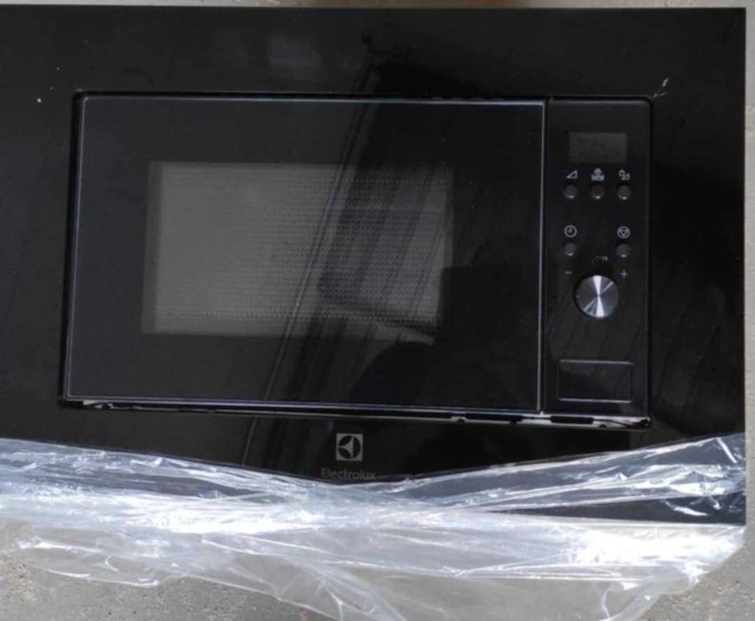 Kuchenka Mikrofalowa do zabudowy ELECTROLUX LMS2203EMK