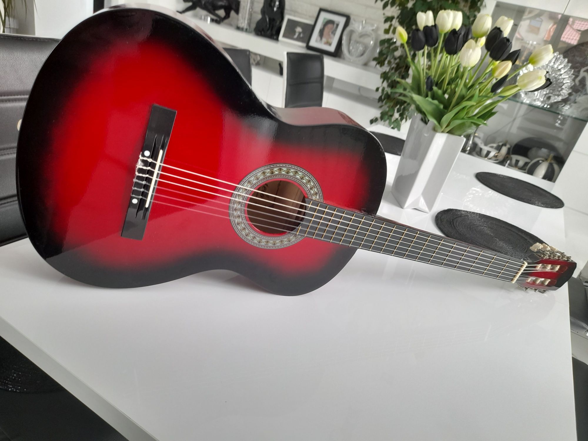 Gitara klasyczna rozmiar 4/4 duża śliczna