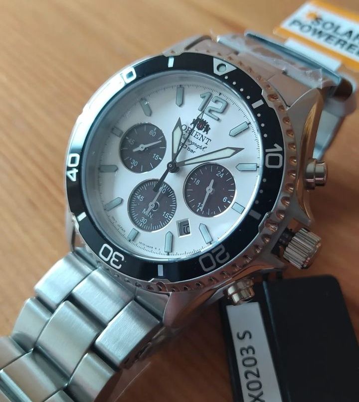 *NOVO* Orient Solar Cronógrafo Panda RA-TX0203S (42,8mm) Safira.