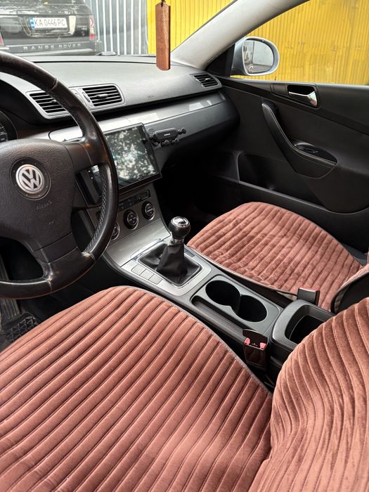 Volkswagen Passat B6 в чудовому стані