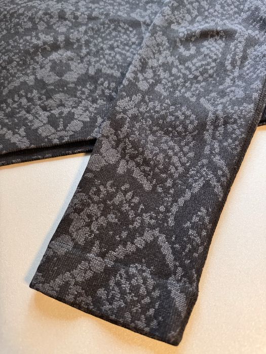 Кофта размер С (кроп топ)