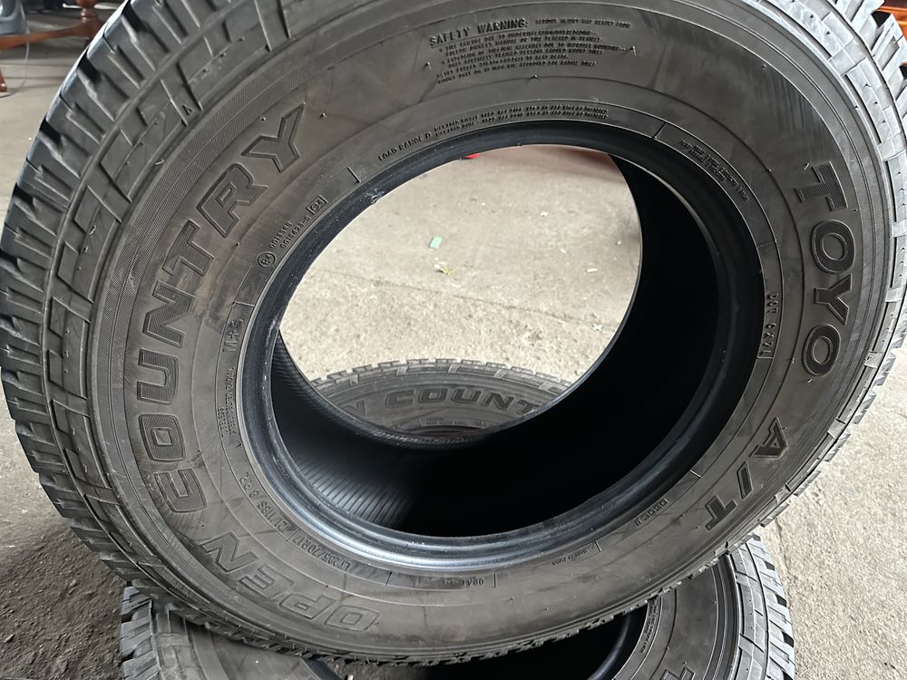 Opony A/T Toyo open country