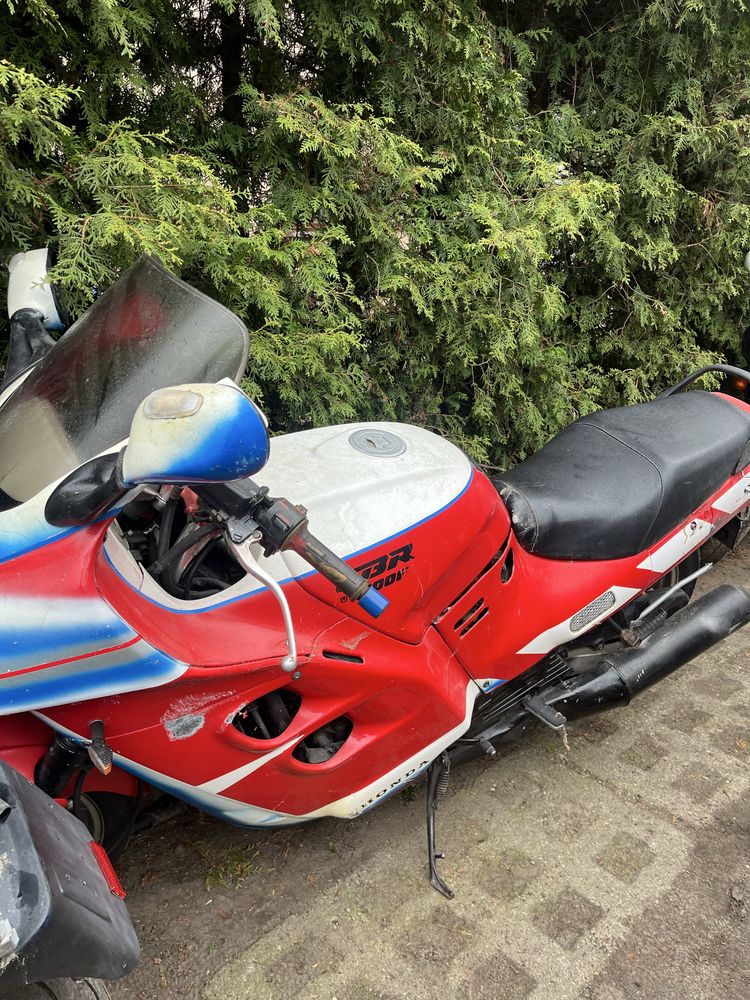 Honda cbr 1000 sc21 sc24 czesci czacha ogon lagi lampa kanapa lusterka