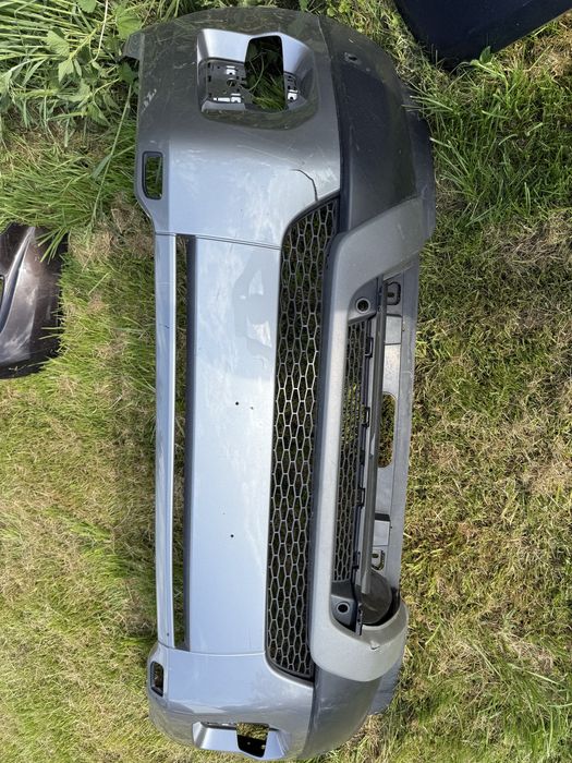 Land Rover Evoque I Zderzak przedni BJ32-17K945-A