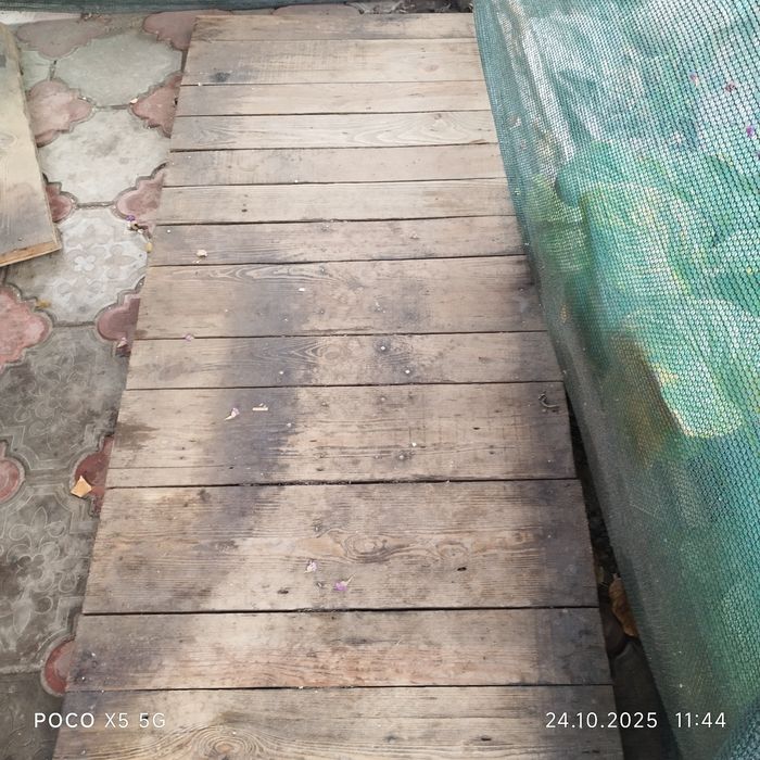 Стеллажи в хорошем состоянии