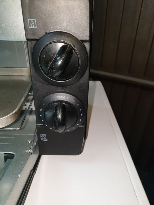 Mini piekarnik clatronic