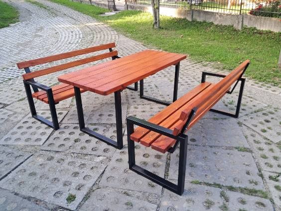 Stół i ławki, huśtawki, domki dla dzieci, meble ogrodowe