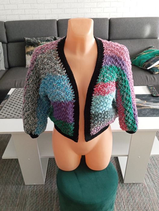 Sweterek -narzutka damski