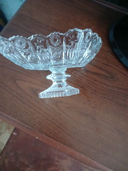 Продам вінтажну вазу - цукерницю