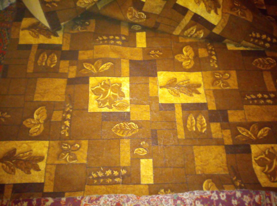 Продам коврове покриття