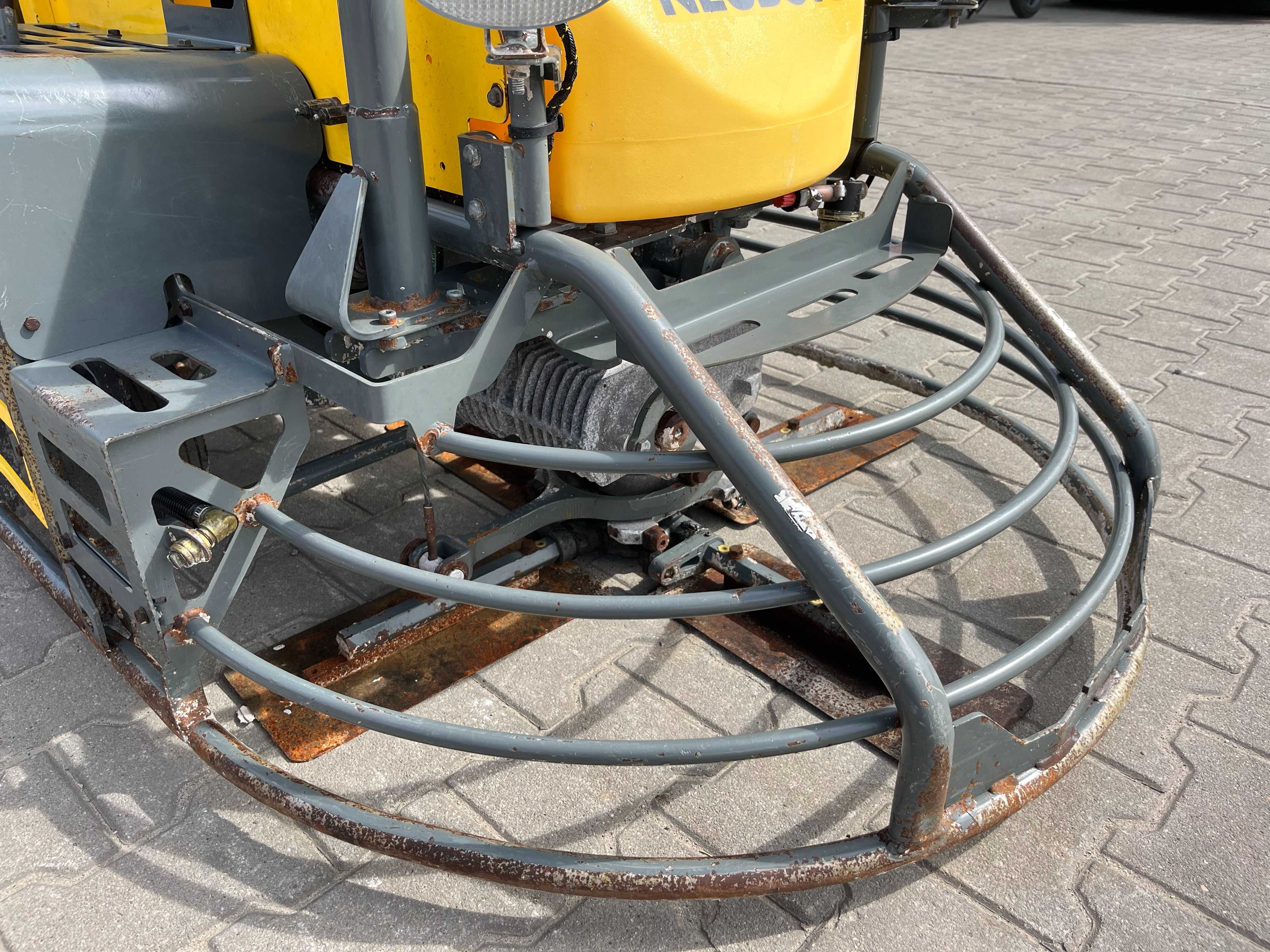 Zacieraczka samojezdna Wacker Neuson CRT 36-25, śr. zacierania 2x915mm