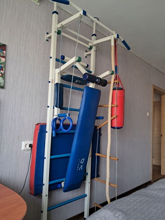 Шведська металева стінка