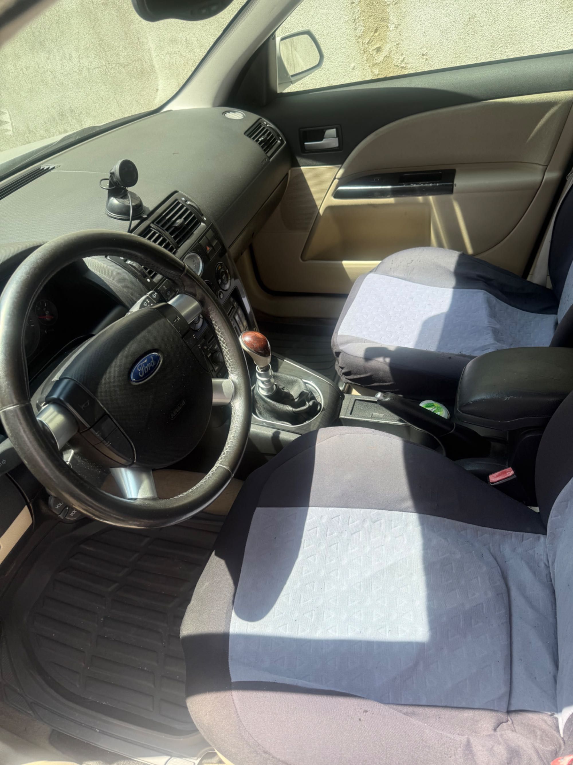 Ford mondeo USAdo Bom estado.