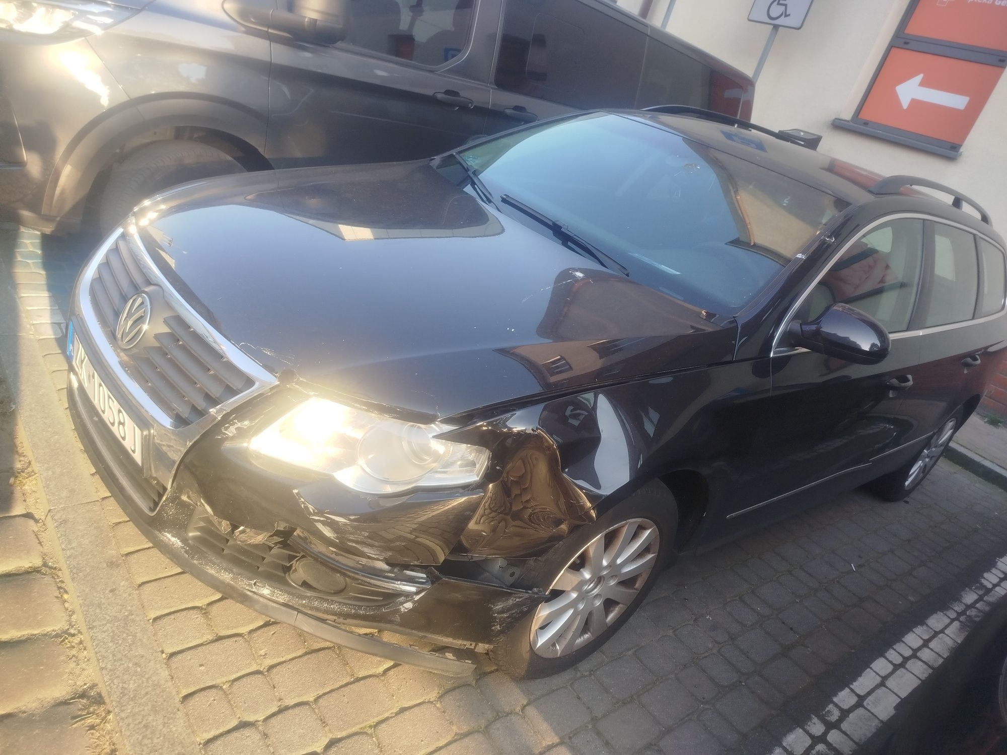 Sprzedam Passat b6 Uszkodzony
