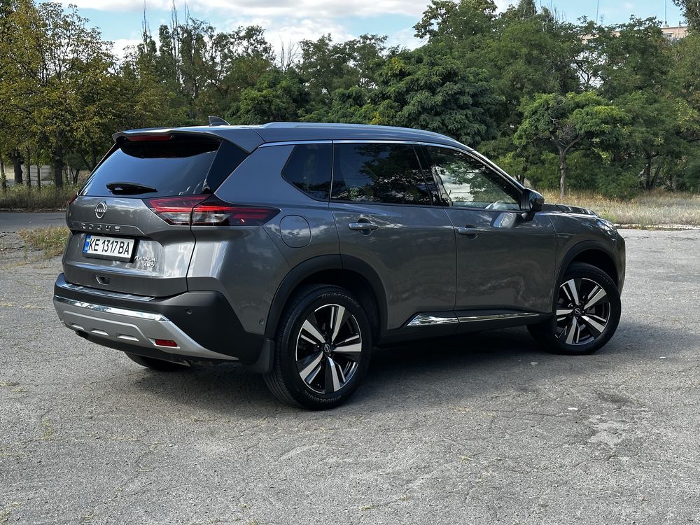 Nissan Rogue 2024  Platinum