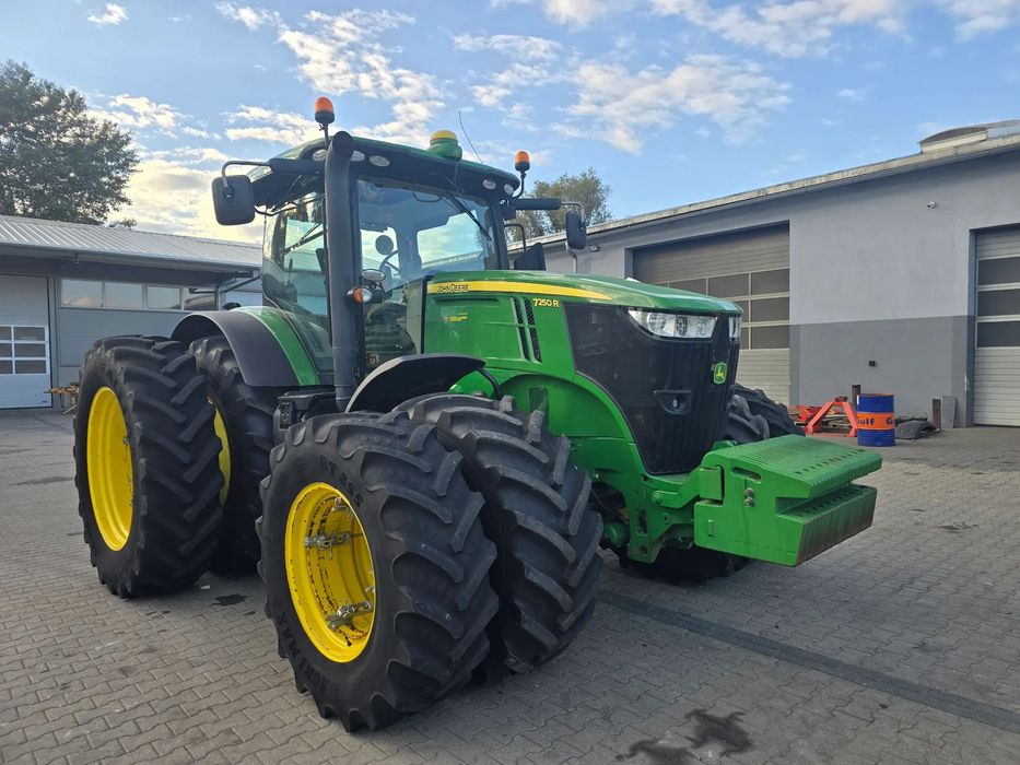 John Deere 7250R  John deere 7250R z bliźniakami
