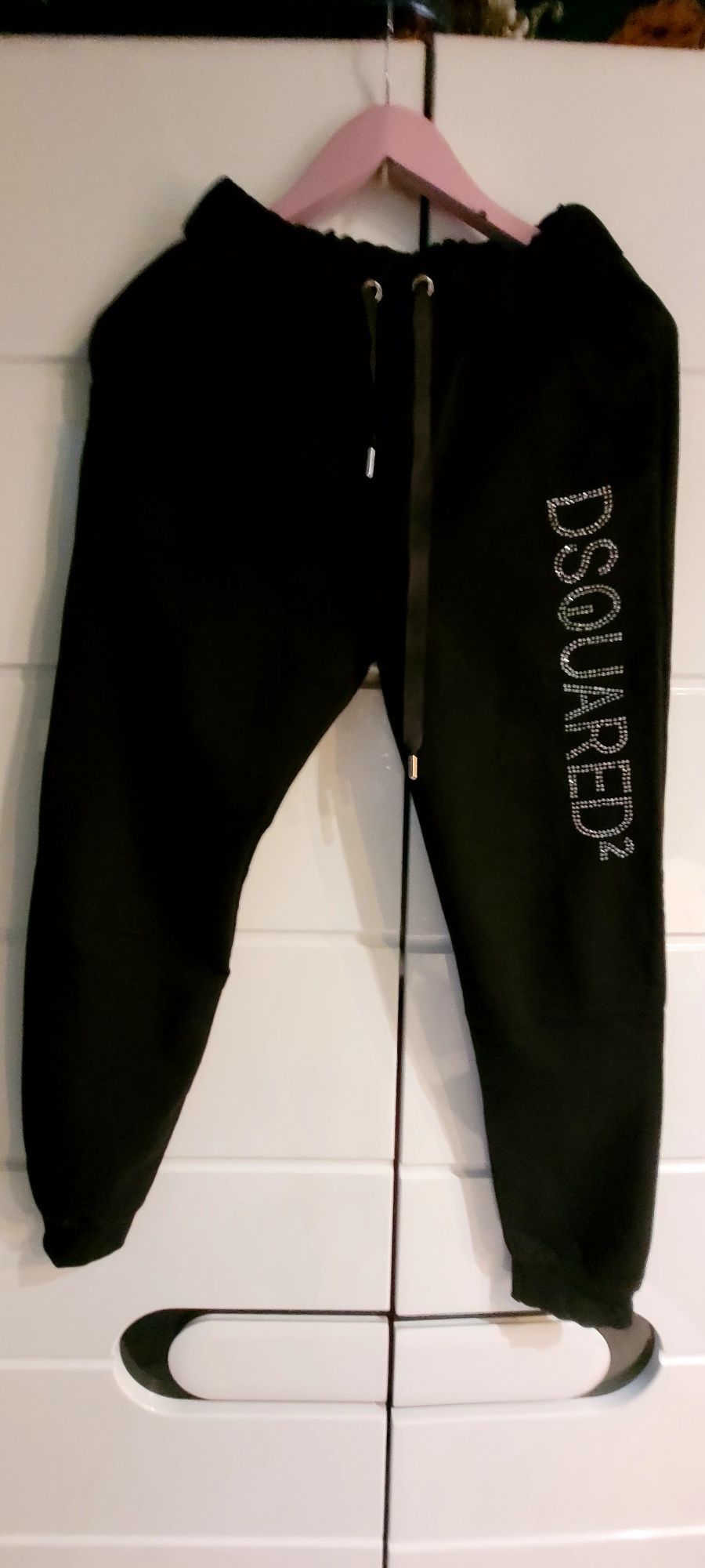 Dres z nadrukiem Myszka Miki M-L