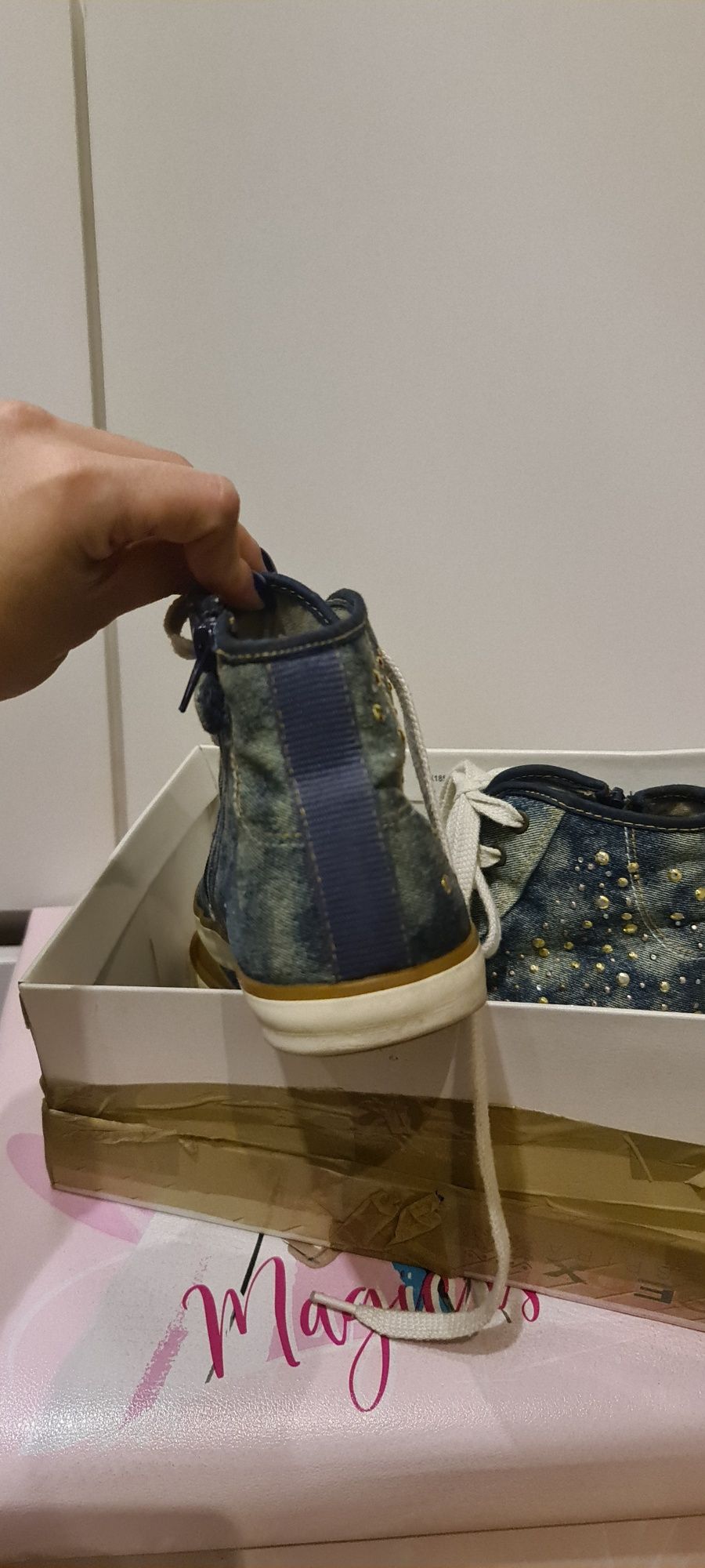 Nowe buty dziewczęce Geox