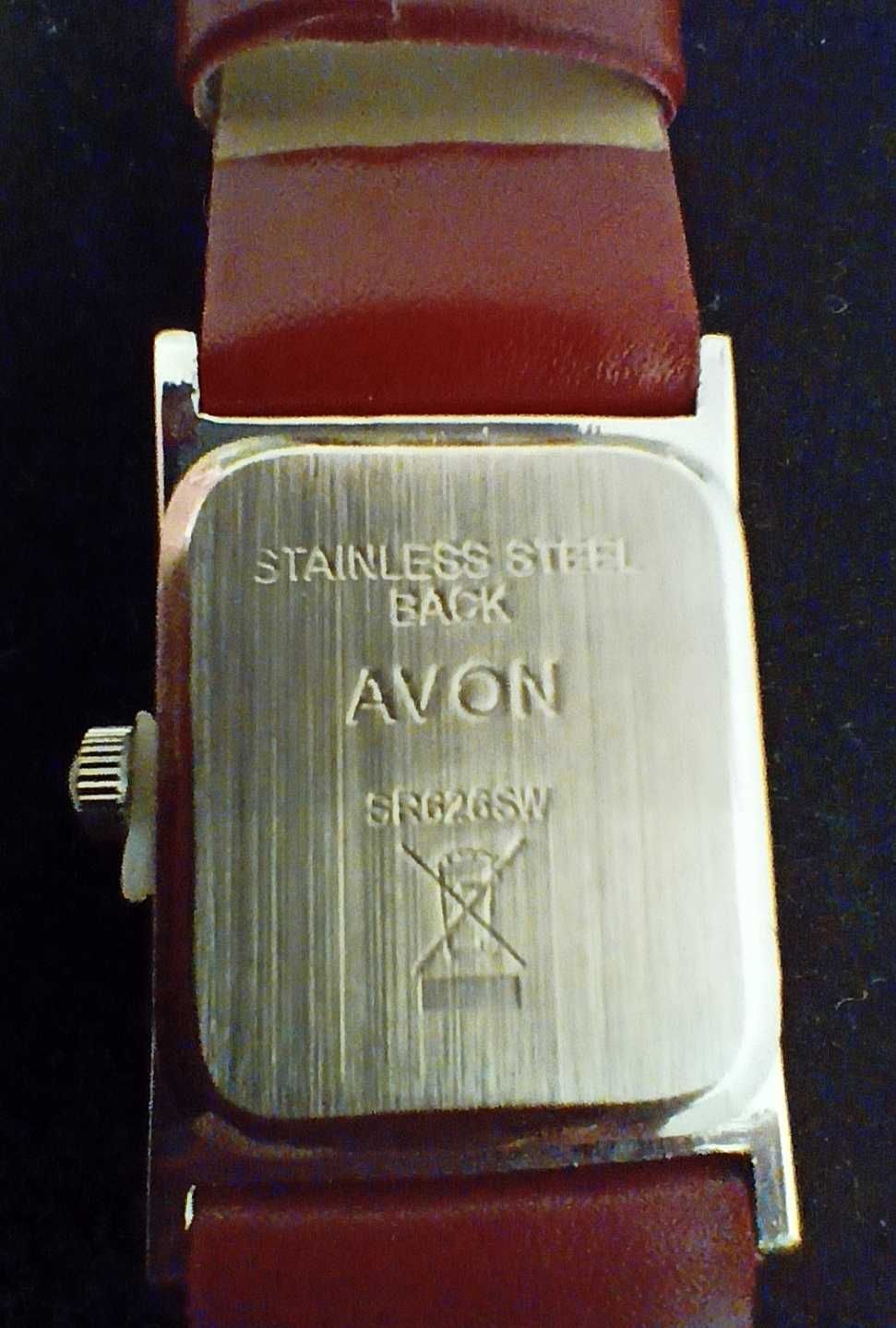 Nowy damski zegarek z Avon
