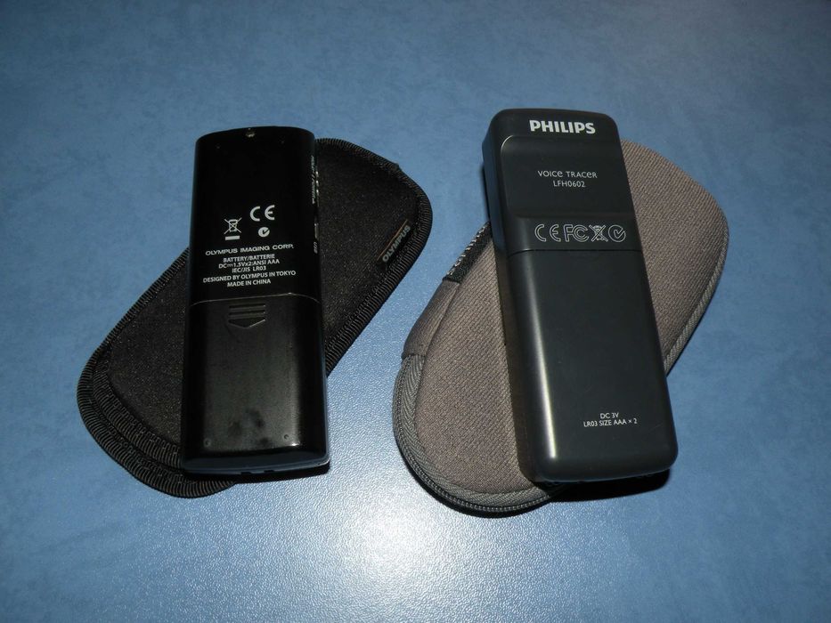 Два фірмових робочих цифрових диктофона