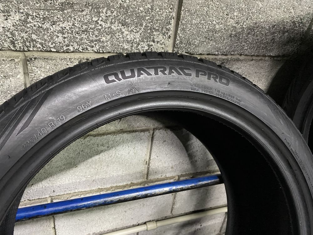 Зимові шини 235/40 R19 (96Y) VREDESTEIN