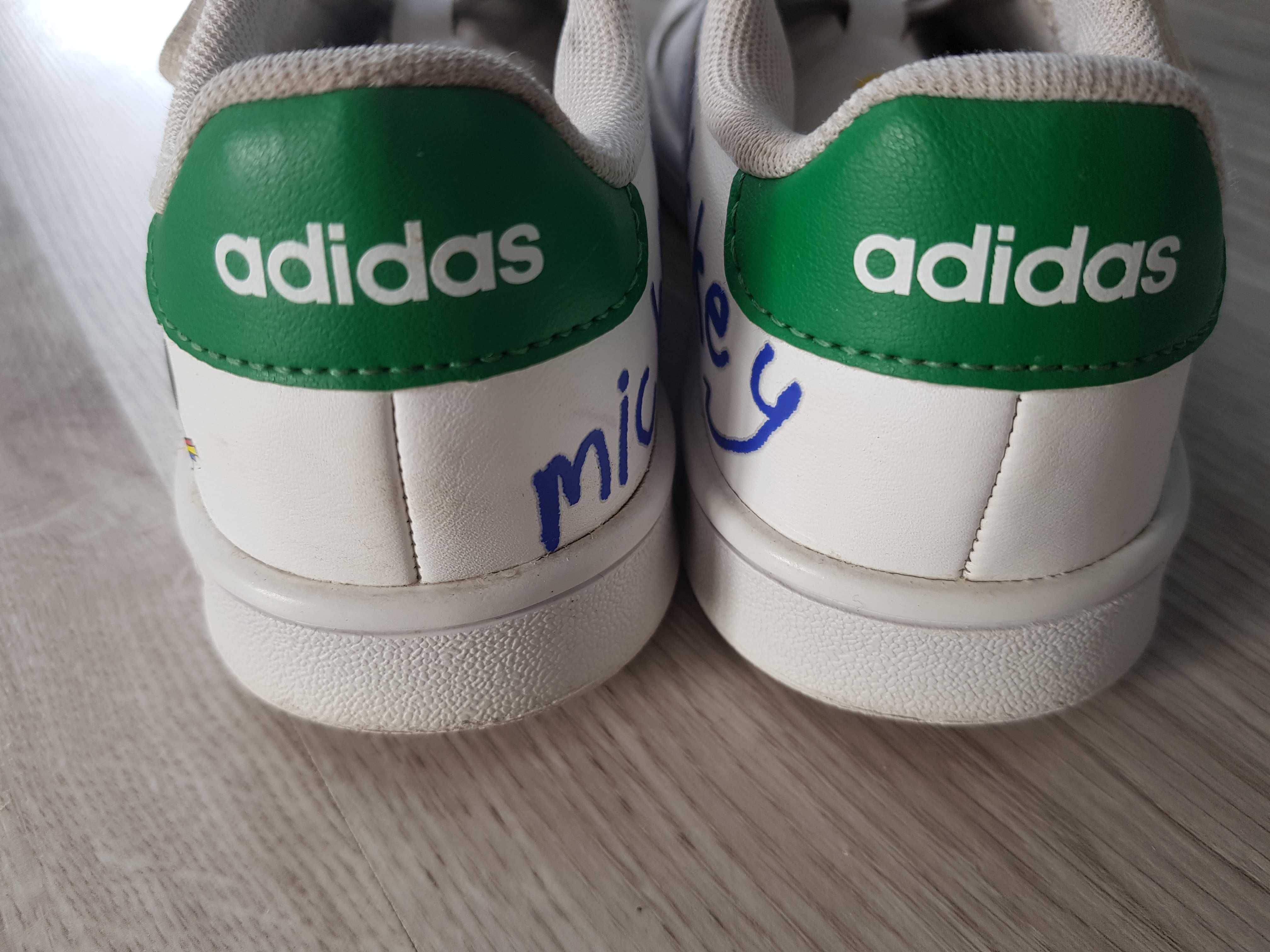 Buty Adidas Myszka Miki rozm. 29