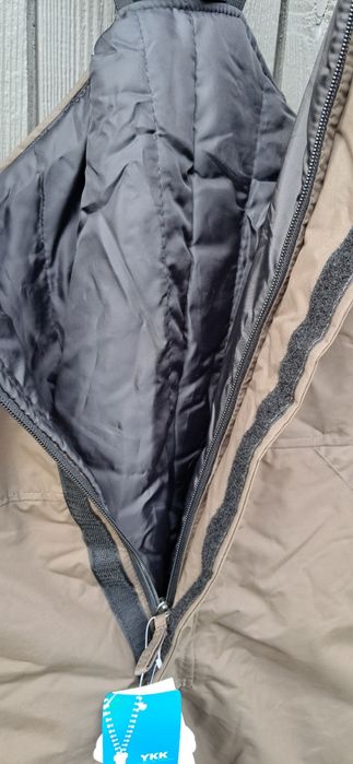 Spodnie wędkarskie ocieplane Nowe Crane na szelkach brązowe rozm. L