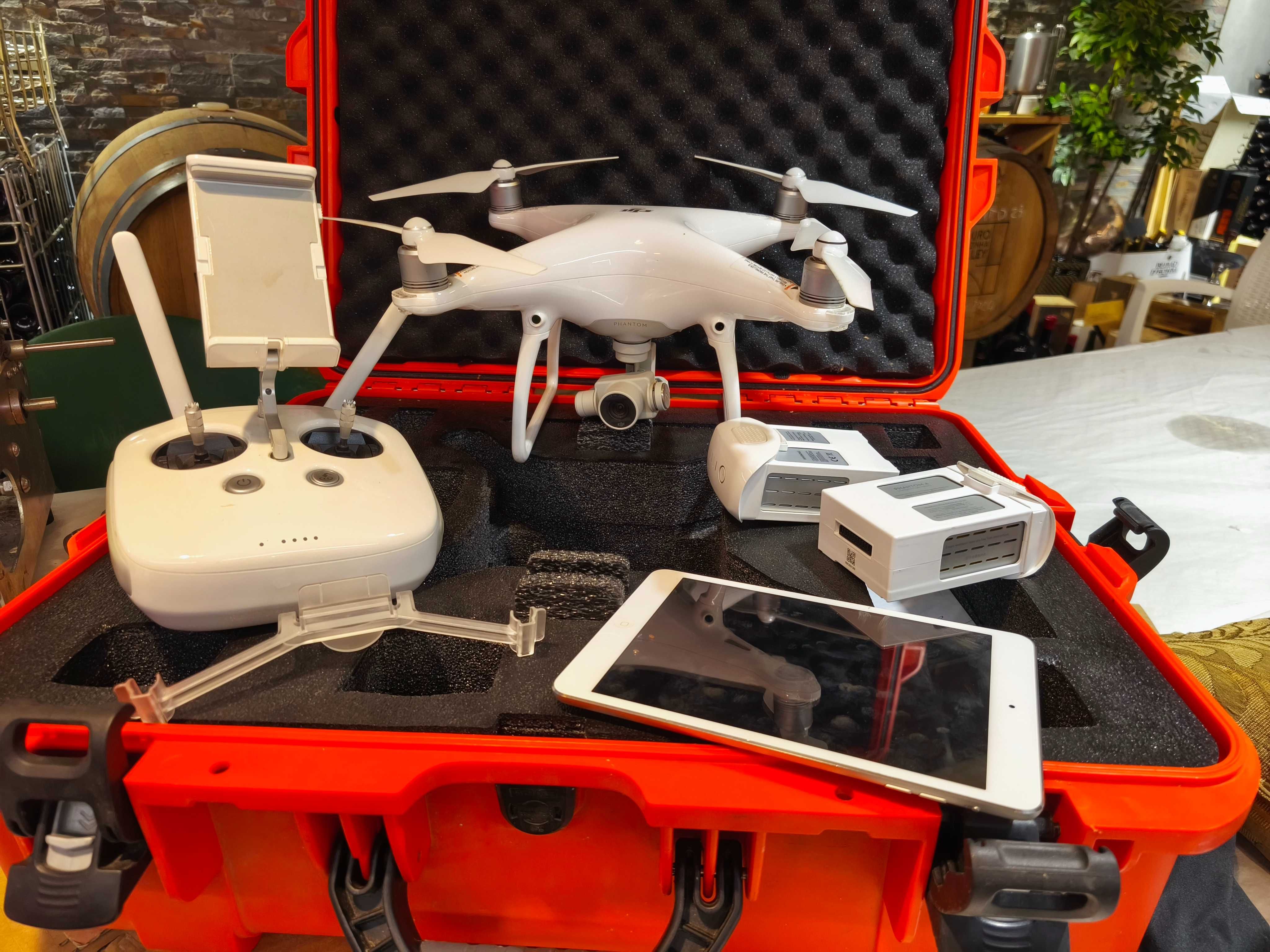 Drone DJI Phantom 4 + iPad