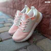 Жіночі кросівки Adidas UltraBOOST рожевий 20988 ХІТ