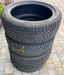 Bridgestone Blizzak LM005 2x6mm, 2x7mm opony zimowe premium 215/50/18V