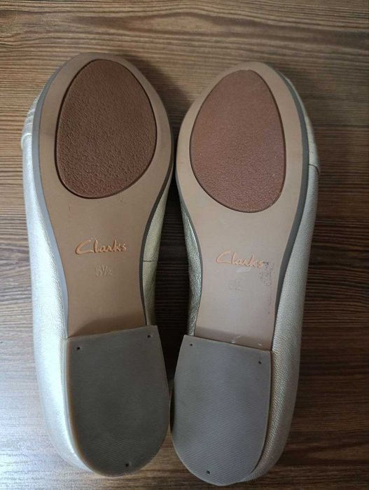 Туфлі жіночі золотисті Сlarks, 39р. Нові.