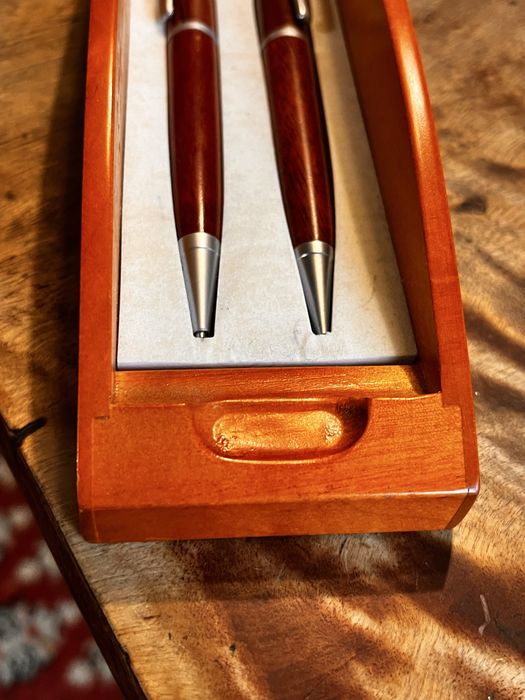 Komplet zestaw kolekcjonerski dlugopis