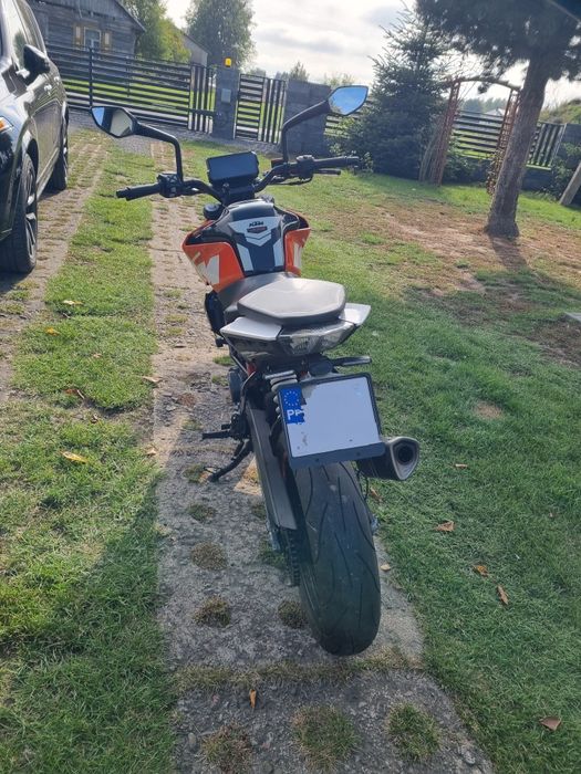 KTM Duke 125 ABS.