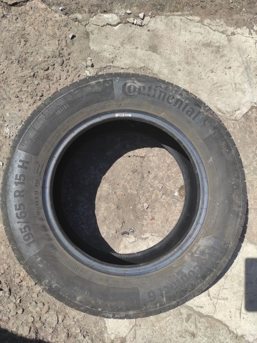 Продам літню резину Continental 195/65 R15