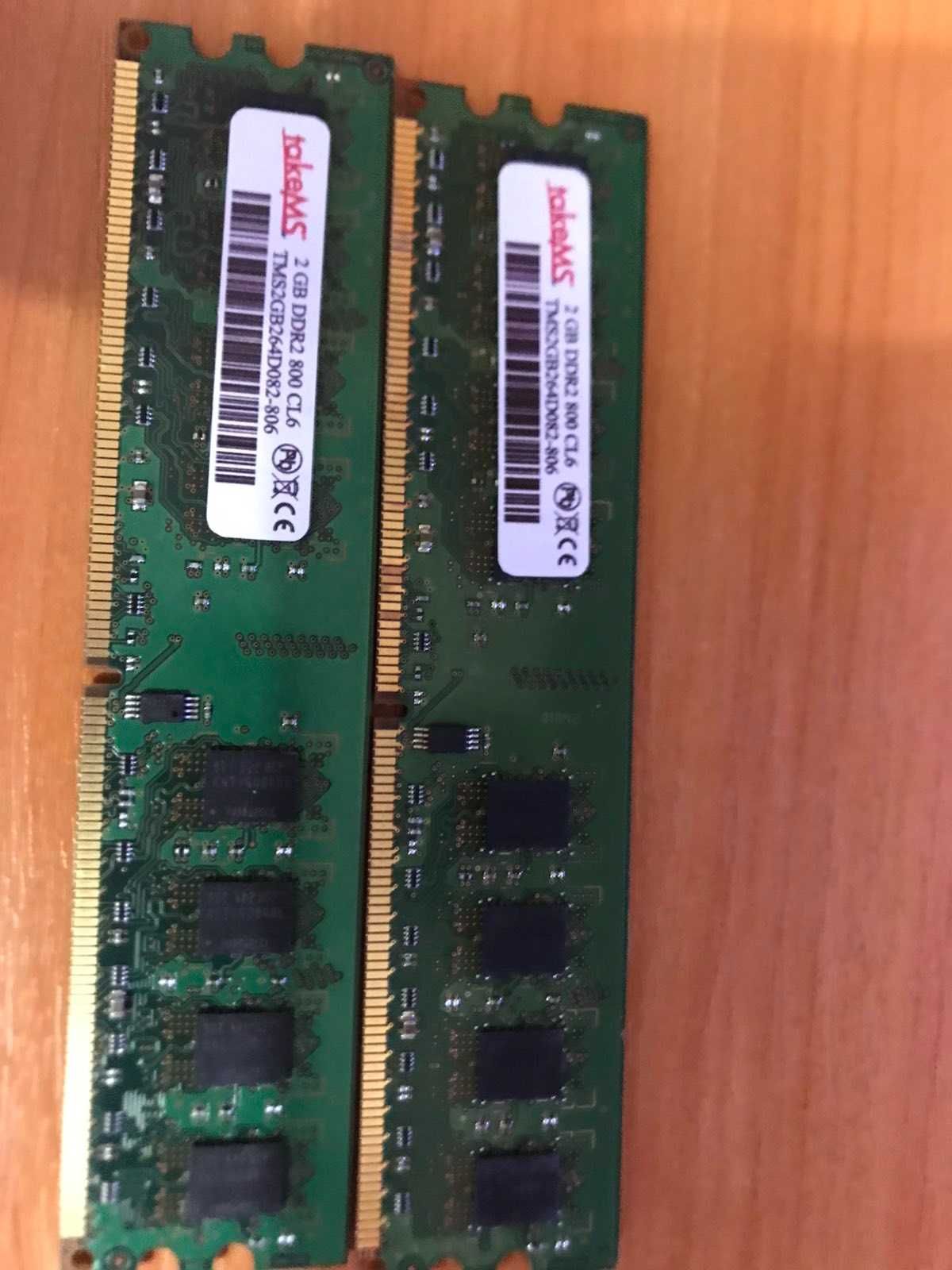 оперативна память DDR2 4 GB (2*2 Gb)
