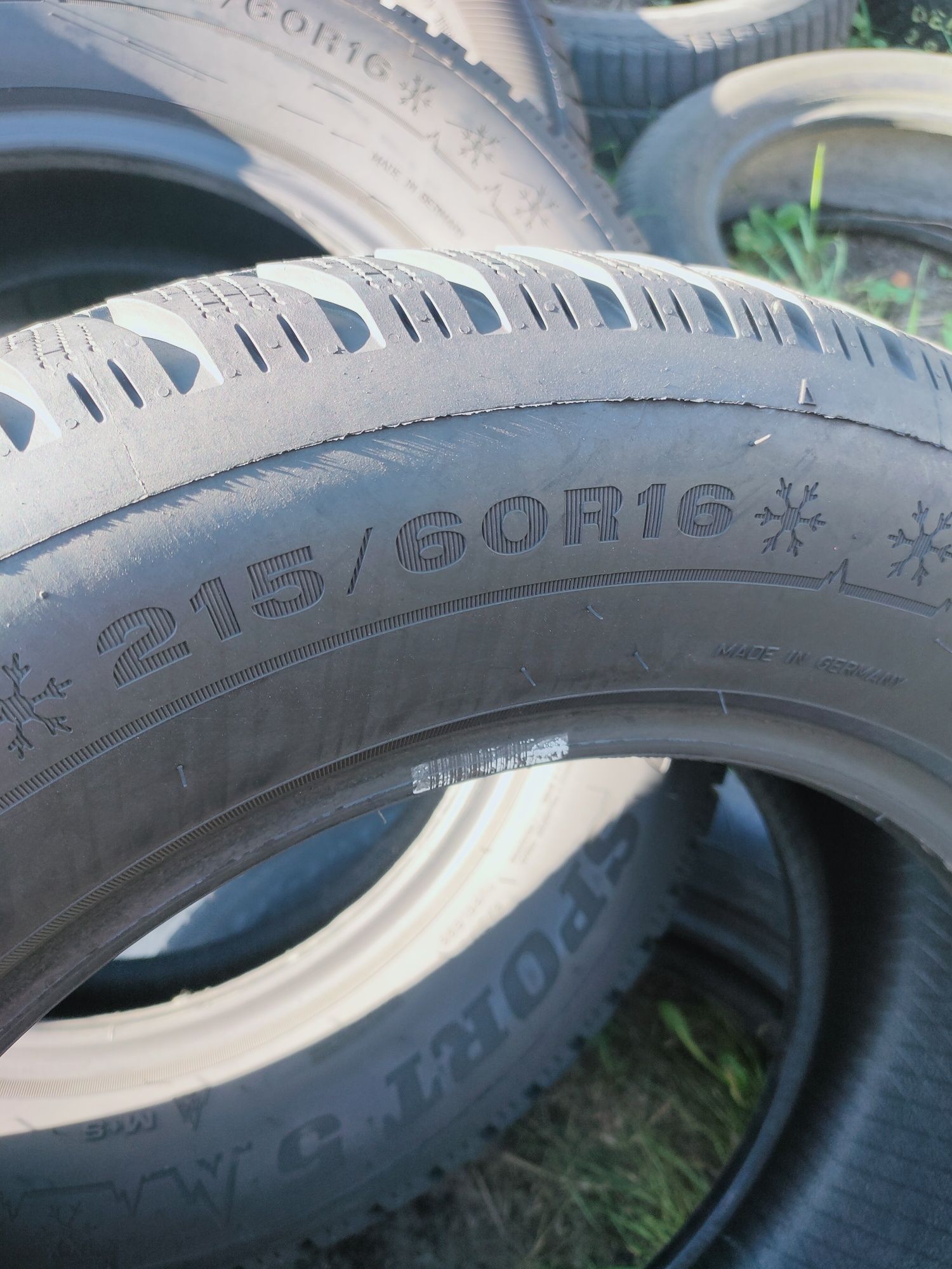 215/60R16 Dunlop Winter Sport 5 2016r 8mm