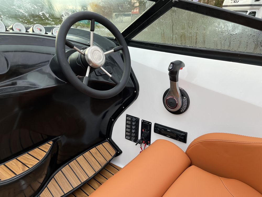 Cortina 620 Sport + nowy silnik HONDA 150 HP / łódź motorowa /