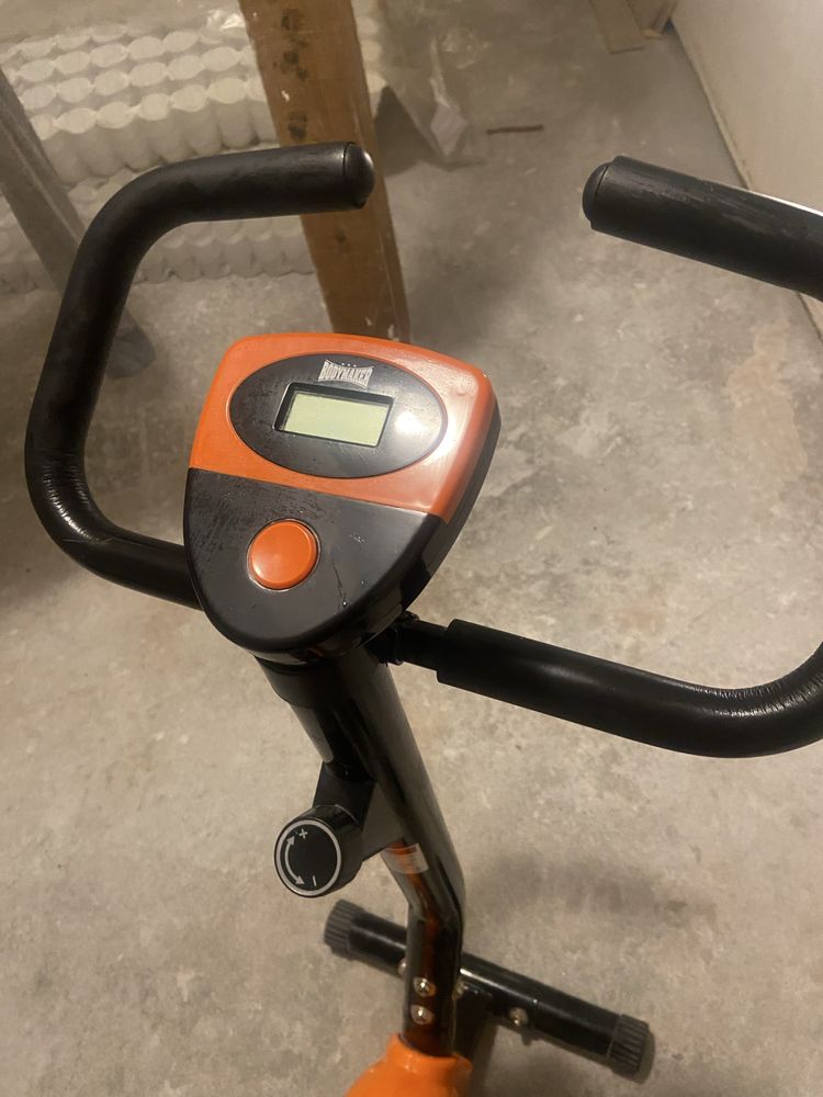 Rower bodymaker stacjonarny
