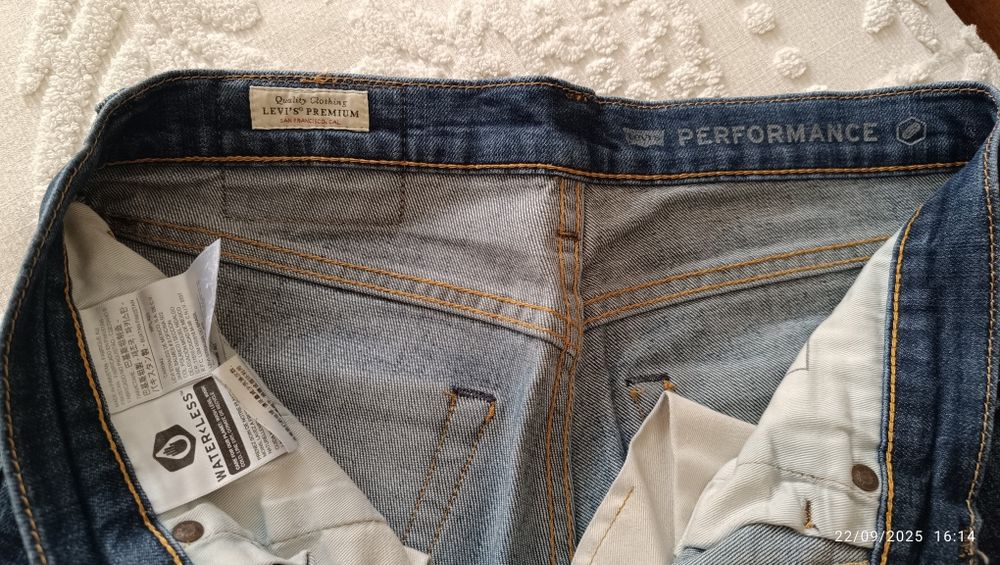 Calças de ganga de homem da Levi's 511