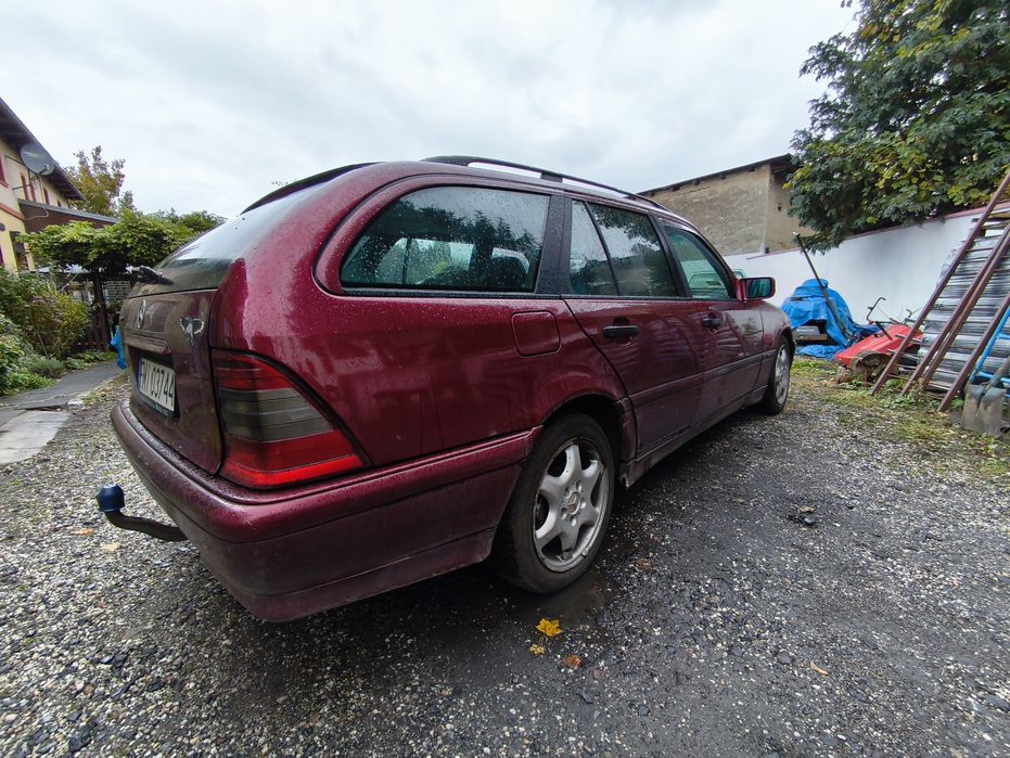 Mercedes W202 2.2 CDI hak c-klasa ubezpieczenie i przegląd wazne